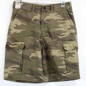 No Boundaries Men's Sz 32 Green Camo Cargo Shorts